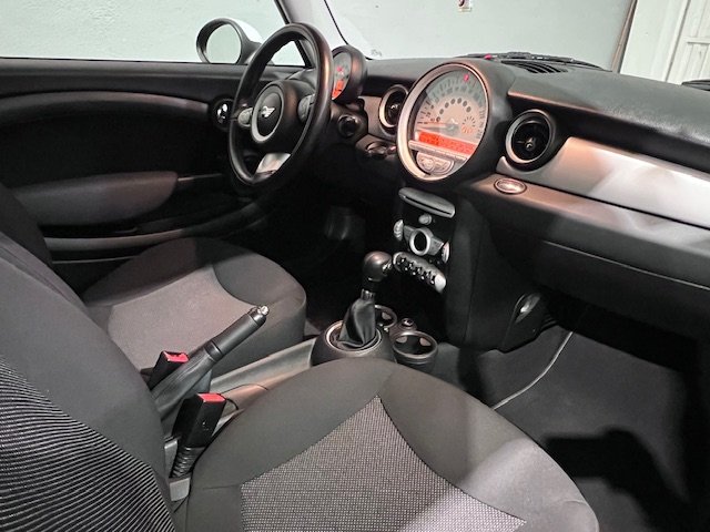 MINI Cooper COOPER AUT