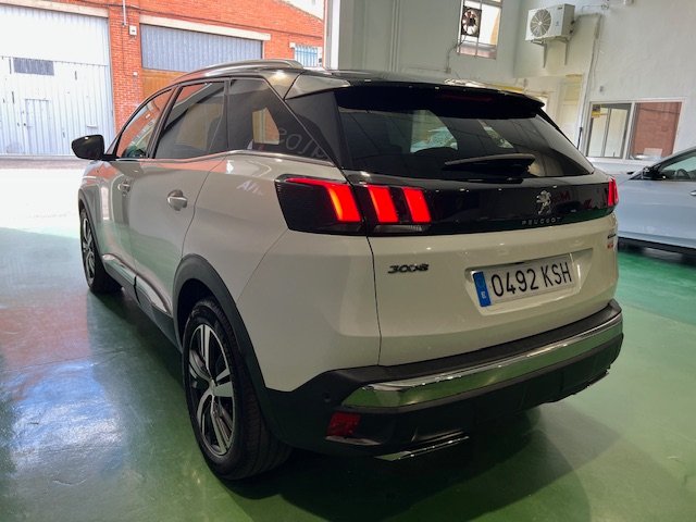 PEUGEOT 3008 1.5 HDI GT-LINE