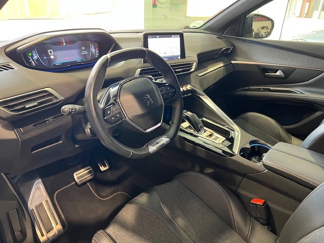 PEUGEOT 3008 1.5 HDI GT-LINE