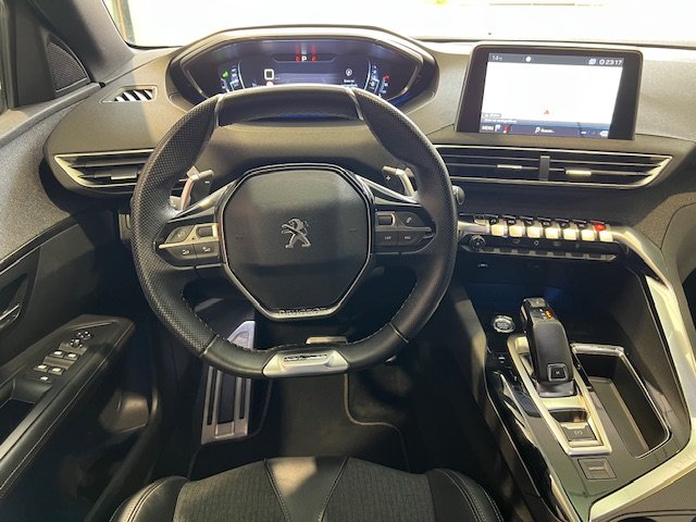 PEUGEOT 3008 1.5 HDI GT-LINE