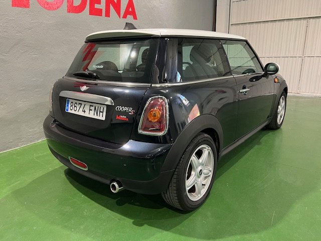 MINI Cooper 1.6 i