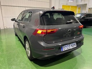 VOLKSWAGEN GOLF 8 2.0 TDI DSG
