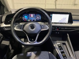 VOLKSWAGEN GOLF 8 2.0 TDI DSG
