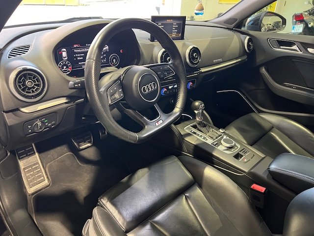AUDI S3 QUATTRO 2.0 TFSI S-TRONIC