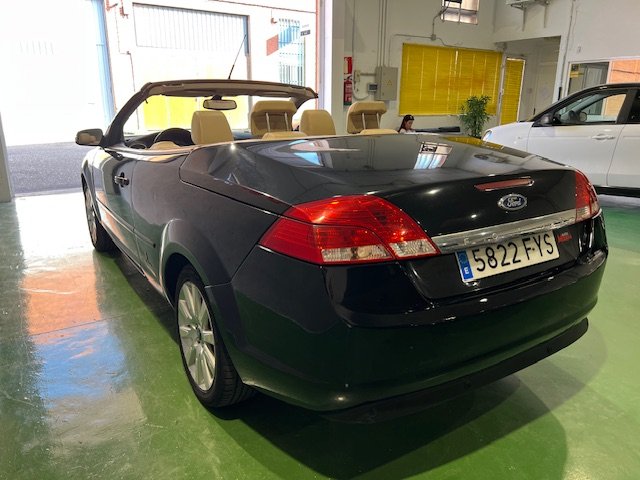 FORD FOCUAS CABRIO 2.0 i TREND