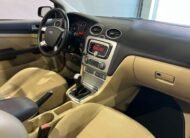 FORD FOCUAS CABRIO 2.0 i TREND