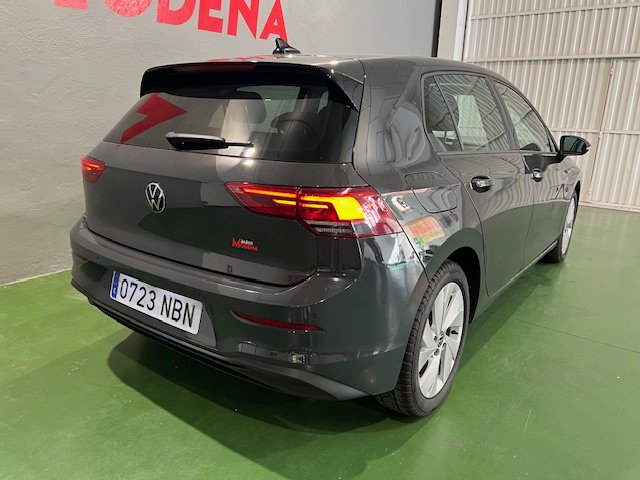 VOLKSWAGEN GOLF 8 2.0 TDI DSG 150 CV