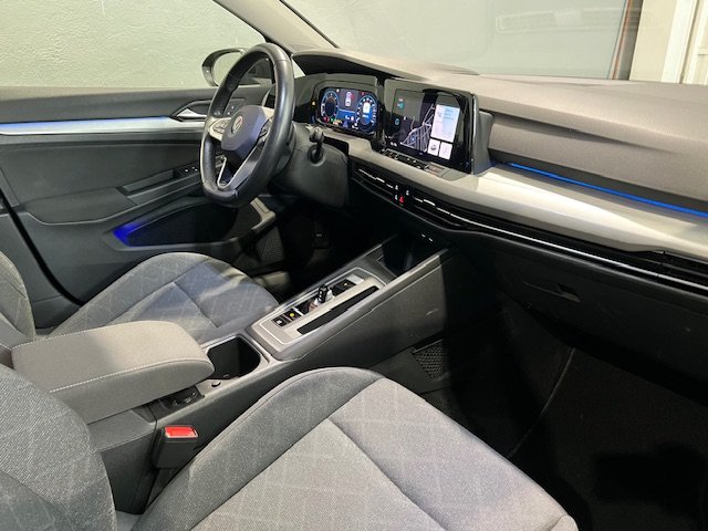 VOLKSWAGEN GOLF 8 2.0 TDI DSG 150 CV