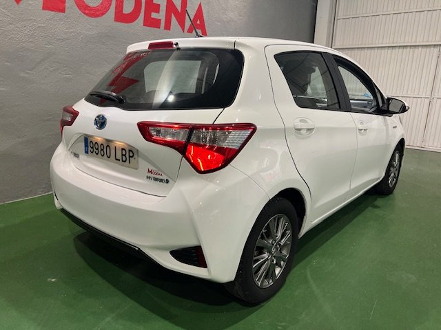 TOYOTA YARIS 1.5 HSD ADVANCE