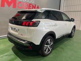 PEUGEOT 3008 1.5 HDI ALLURE