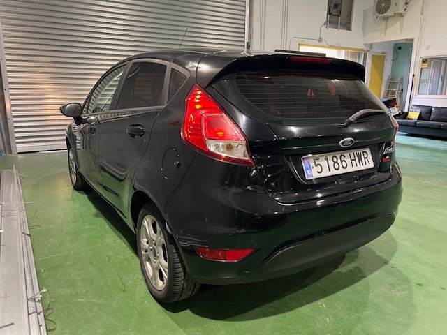 FORD FIESTA 1.2 i TREND