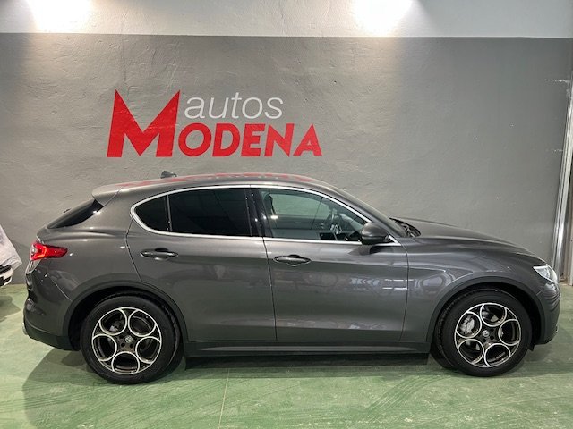 ALFA ROMEO STELVIO 2.2 JTD EXECUTIVE