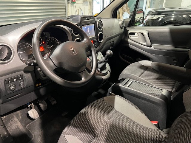 PEUGEOT PARTNER TEPEE OUTDOOR 1.2