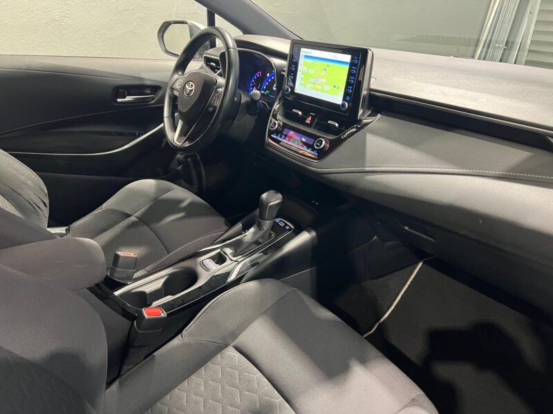 TOYOTA COROLLA 1.8 ECVT HYBRID