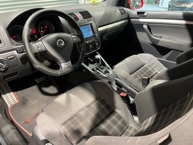 VOLKSWAGEN GOLF GTI 2.0 TFSI DSG
