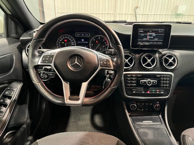 MERCEDES A180 CDI AMG 7G