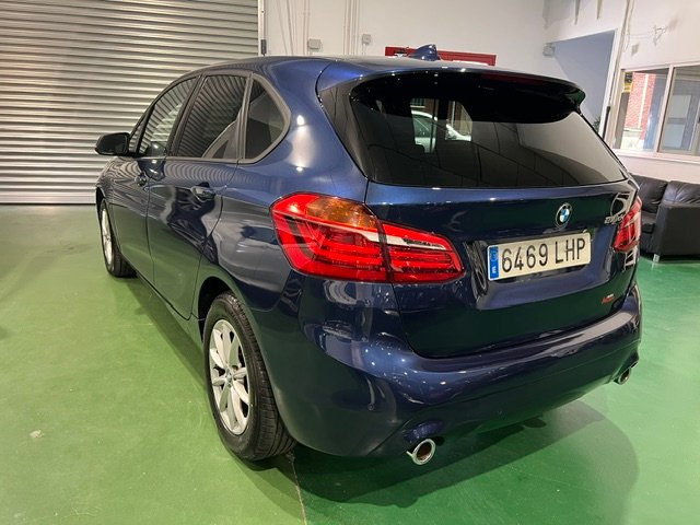 BMW 218d SPORT TOURER