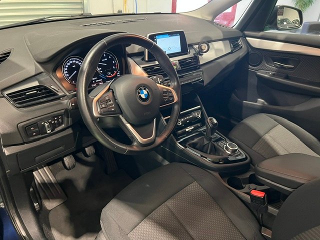 BMW 218d SPORT TOURER