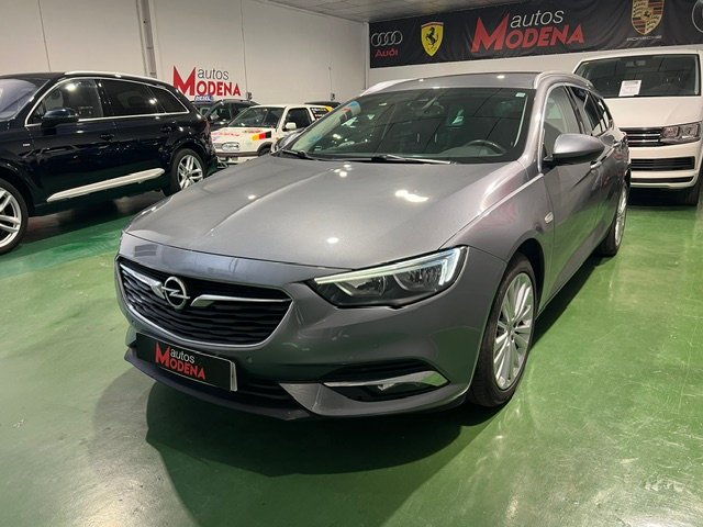 OPEL INSIGNIA ST 1.6 CDTI COSMO