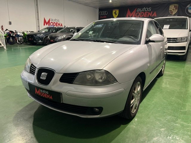 SEAT CORDOBA 1.4 i 16V STYLANCE