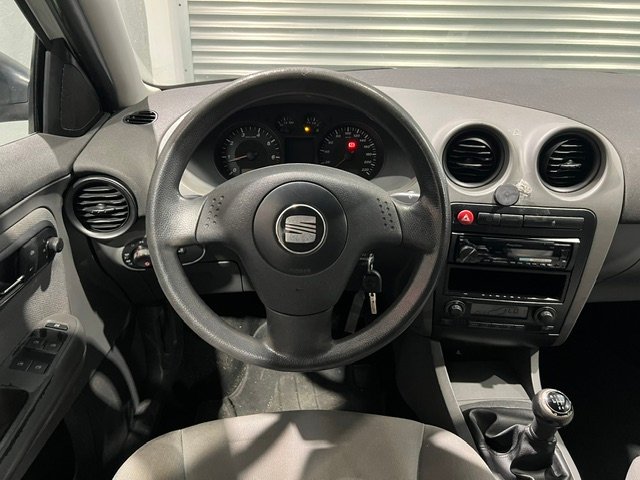 SEAT CORDOBA 1.4 i 16V STYLANCE