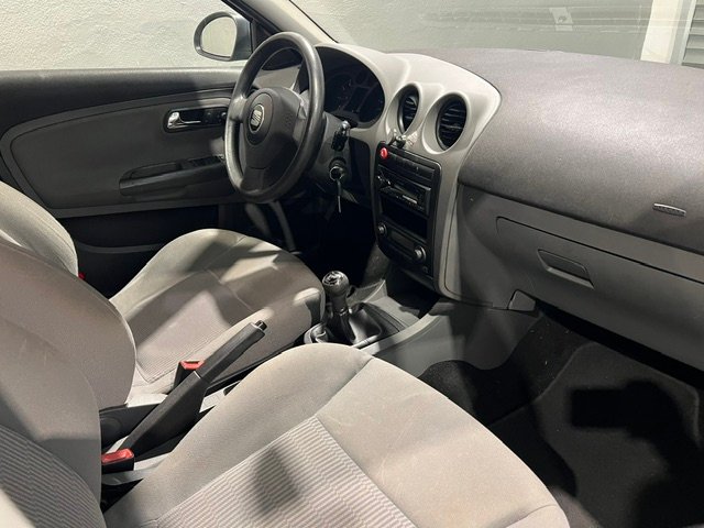 SEAT CORDOBA 1.4 i 16V STYLANCE