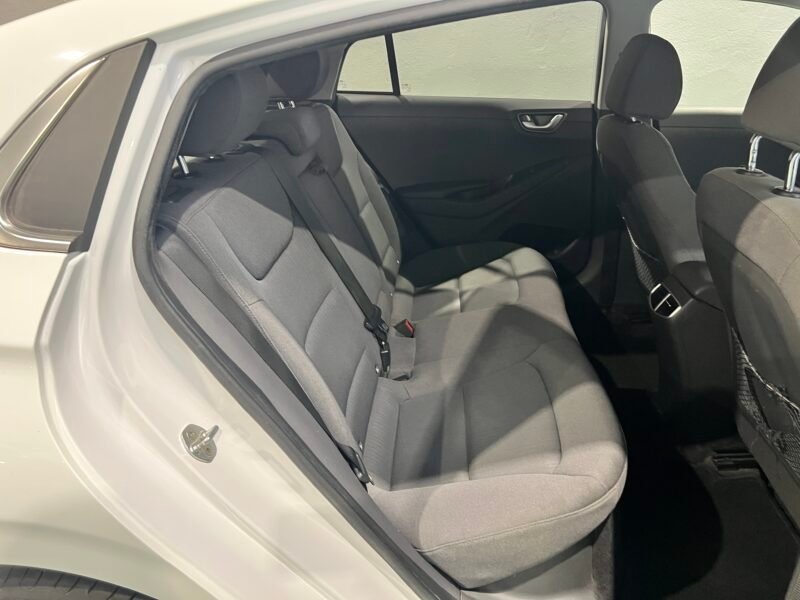 HYUNDAI IONIC 1.6 GDI PHEV STYLE