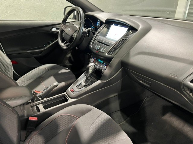 FORD FOCUS 2.0 TDCI ST-LINE