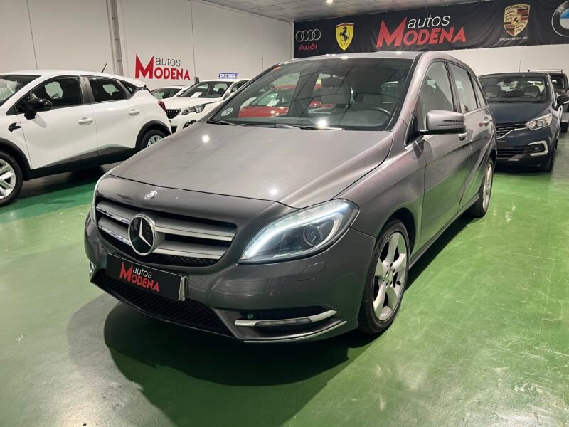MERCEDES-BENZ B200 CDI 2.0 CDI 7G AVANGARDE