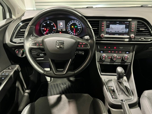 SEAT LEON 1.6 TDI DSG STYLE