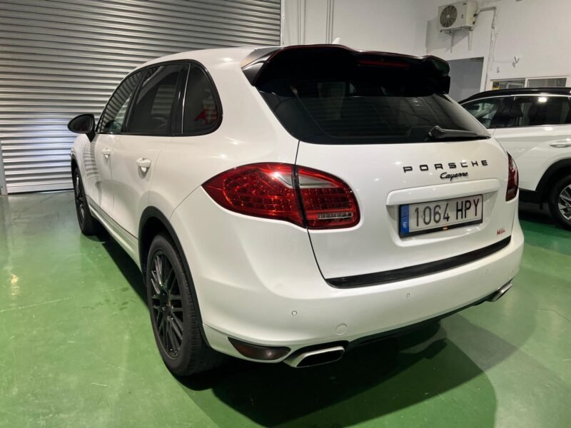 PORSCHE CAYENNE 3.0d V6 PLATINUM