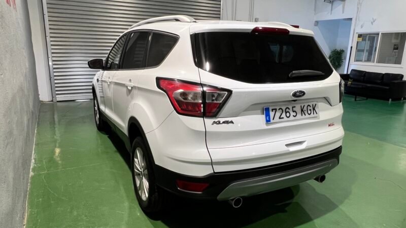 FORD KUGA 1.5 TDCI TITANIUM