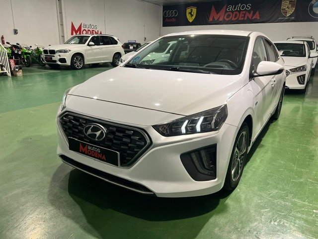 HYUNDAI IONIQ 1.6 GDI PHEV HIBRIDO ENCHUFABLE