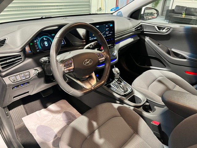 HYUNDAI IONIQ 1.6 GDI PHEV HIBRIDO ENCHUFABLE