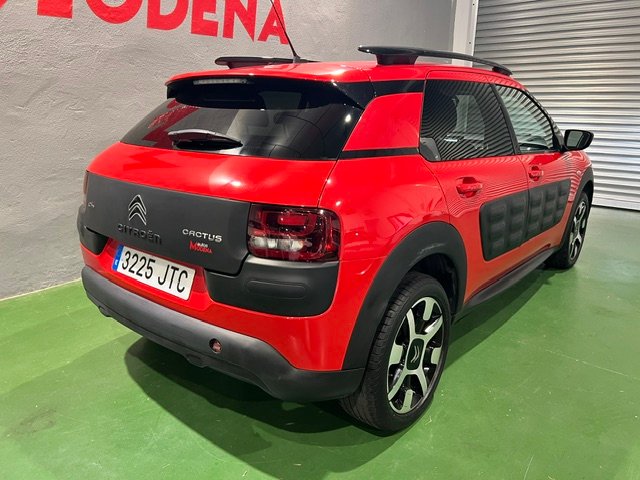 CITROEN C4 CACTUS 1.2 i SHINE
