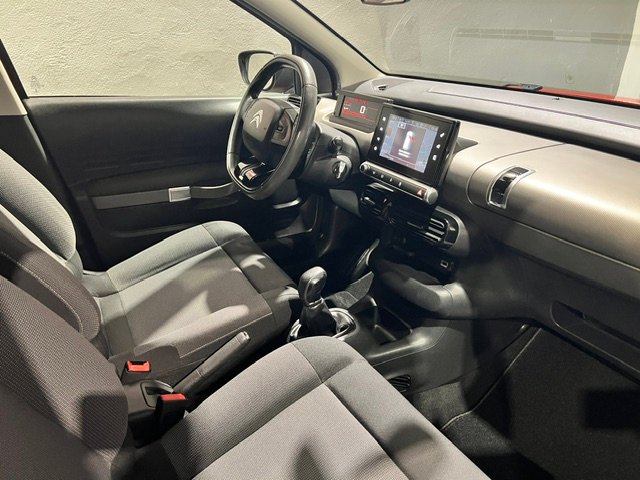 CITROEN C4 CACTUS 1.2 i SHINE