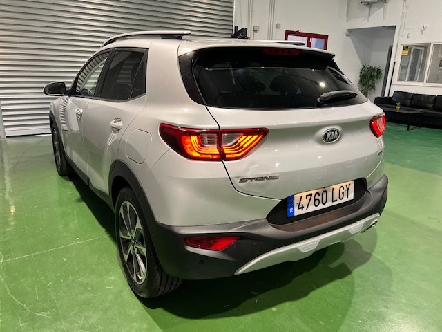 KIA STONIC 1.6 CRDI